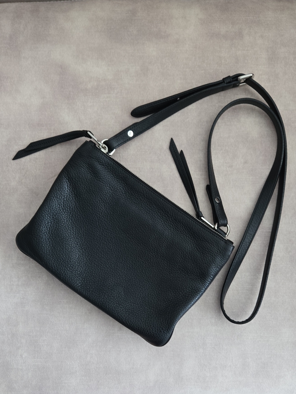 Prada Vitello Phenix Bandoliera Crossbody Bag with Silver-Tone Logo - Picture 4 of 16